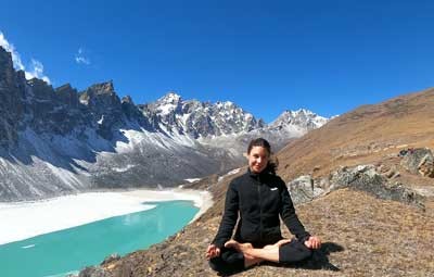 gokyo lake trek route details and difficulty