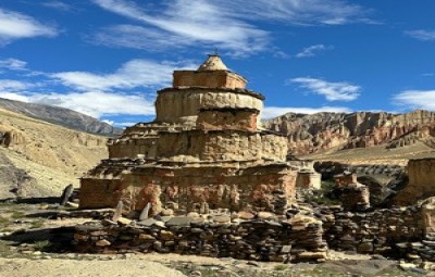 upper mustang stupa and monastery