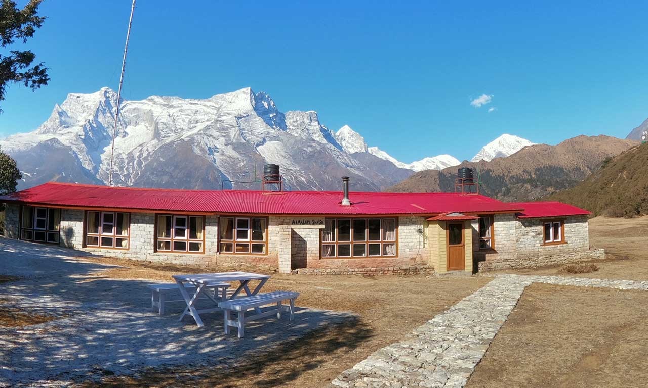 everest base camp trek tea house photo