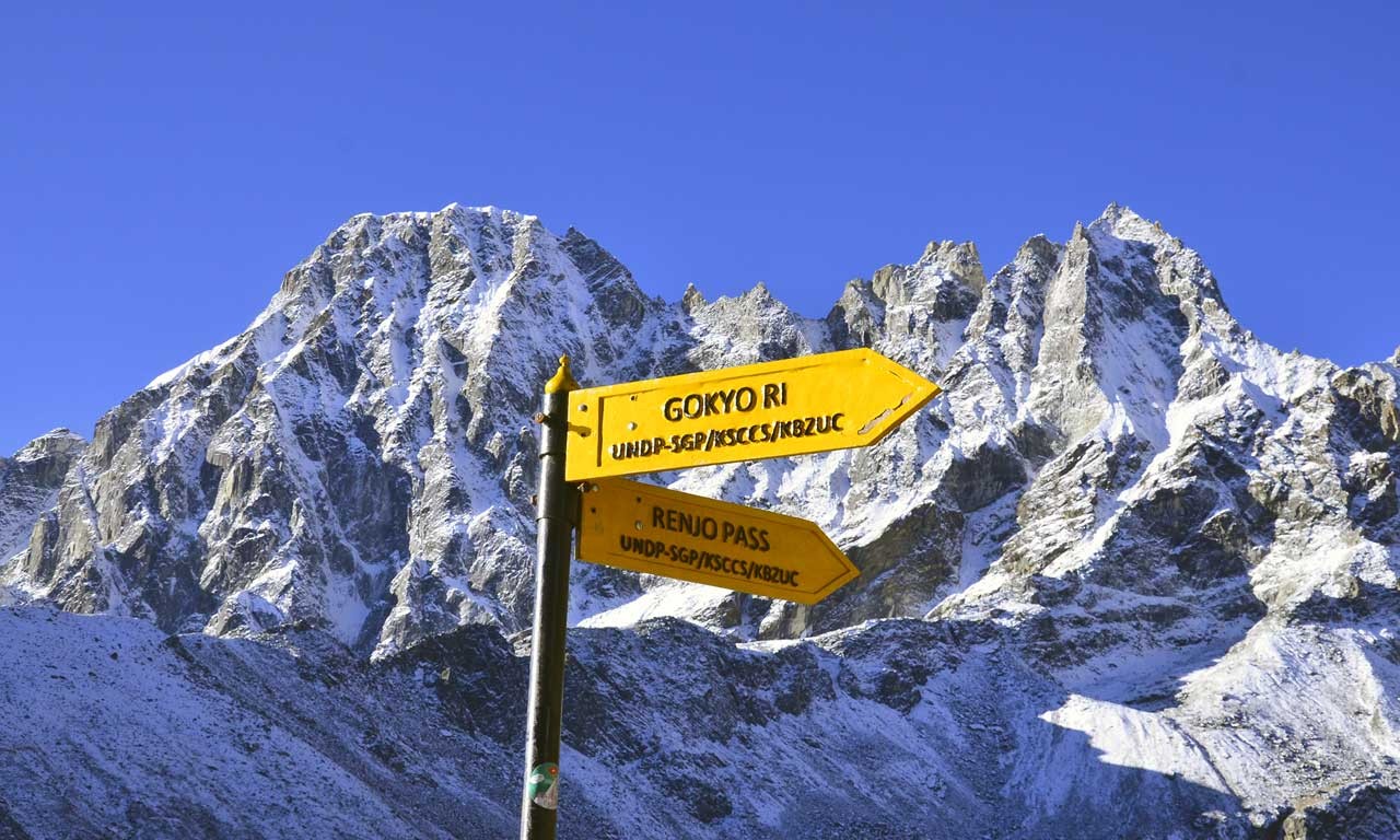 travel-insurance for gokyo ri lake trek
