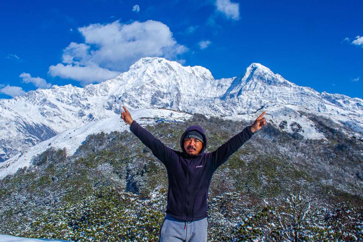 winter season view from Badal Danda Mardi Himal Tre