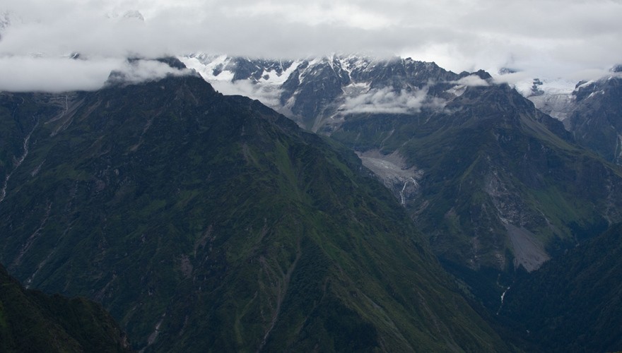 5 lakes panch pokhari trek