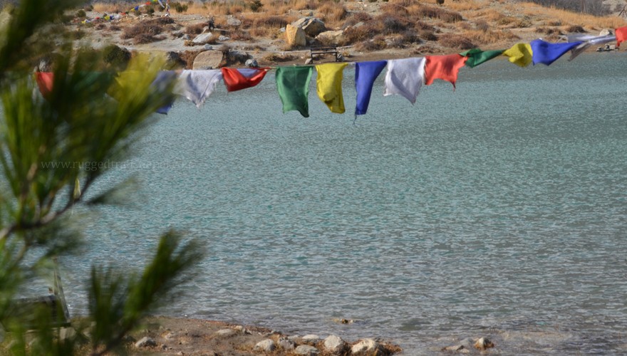 annapurna circuit trek dumba lake