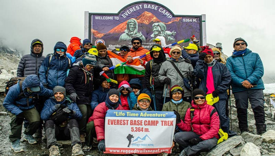 everest base camp trek 14 days group trek