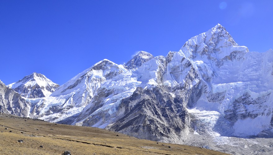 everest base camp trek fly out by helicopter