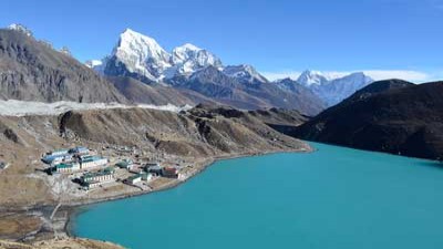 gokyo valley lake tre