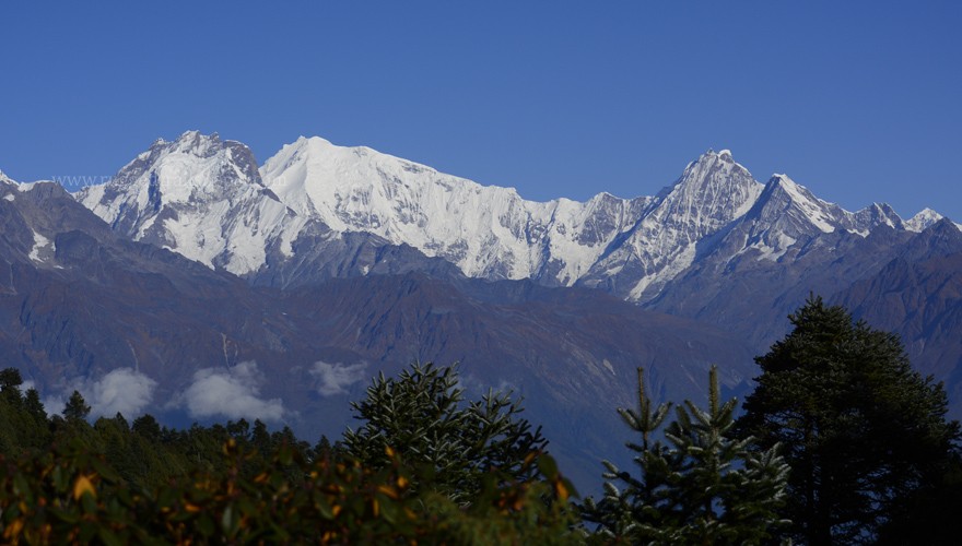 langtang mountain ranges view trek