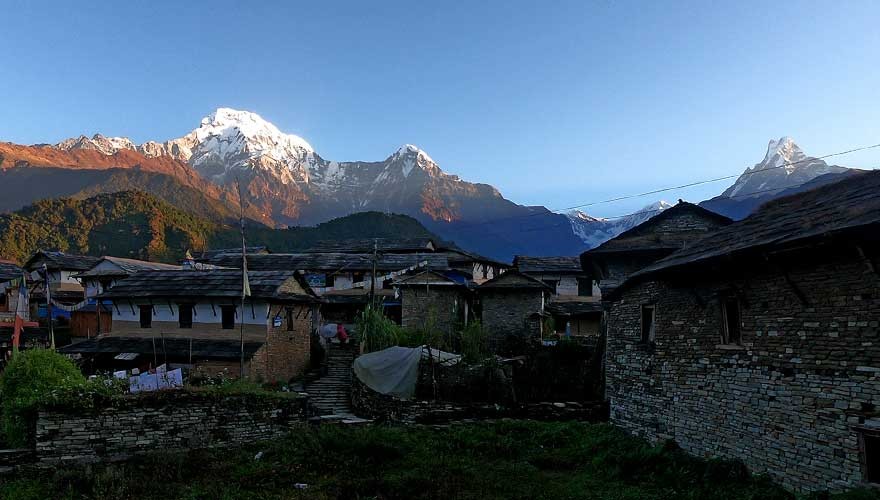 luxury trek in nepal annapurna ghorepani ghandruk village