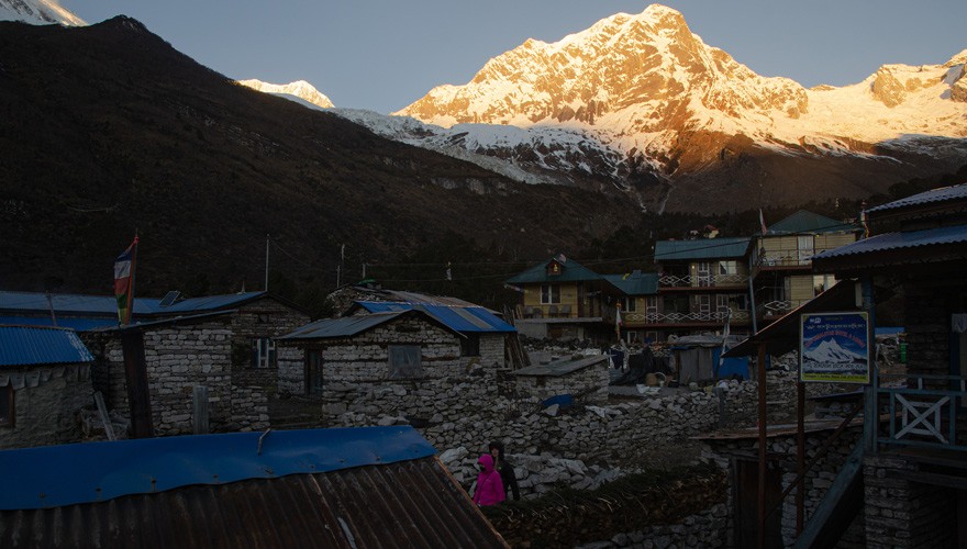 hotels and village view of manaslu circuit trek
