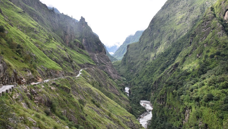 manaslu circuit tsum valley trek nepal