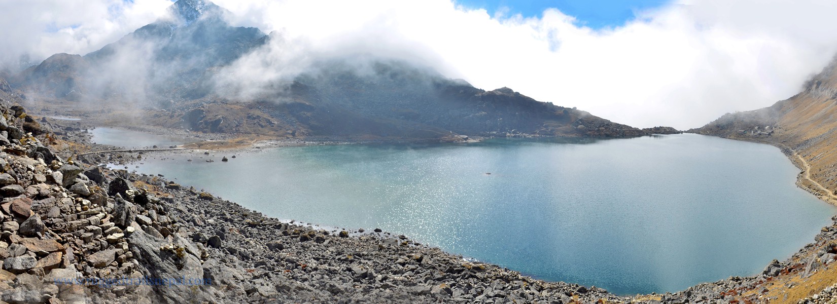 nepal trek route langtang