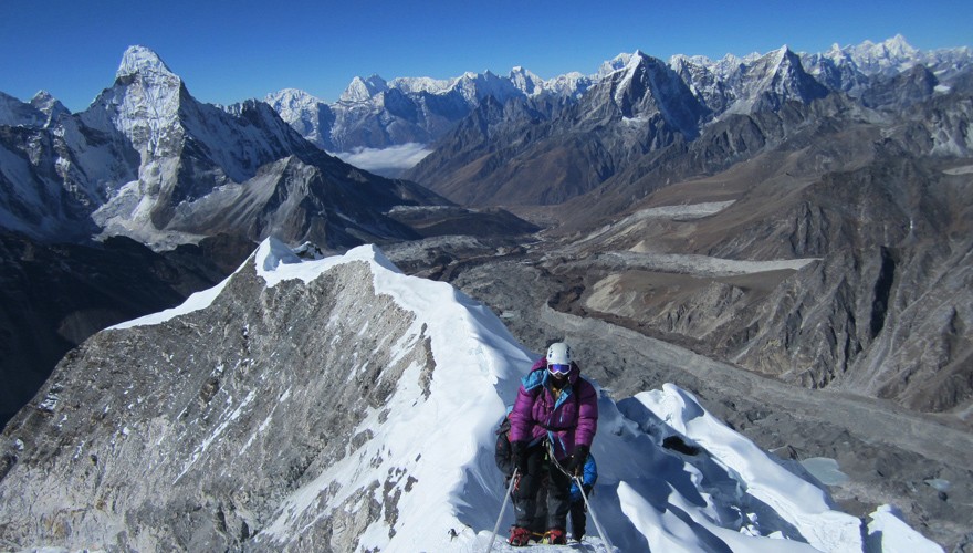 peak climbing nepal island peak