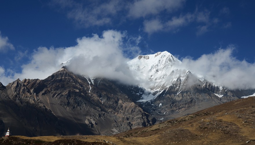 peak climbing nepal pisang peak