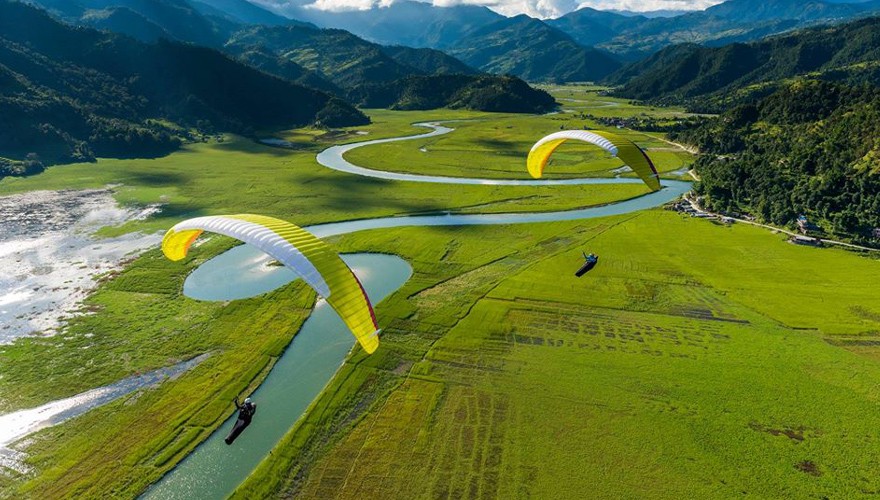 pokhara paragliding day trips