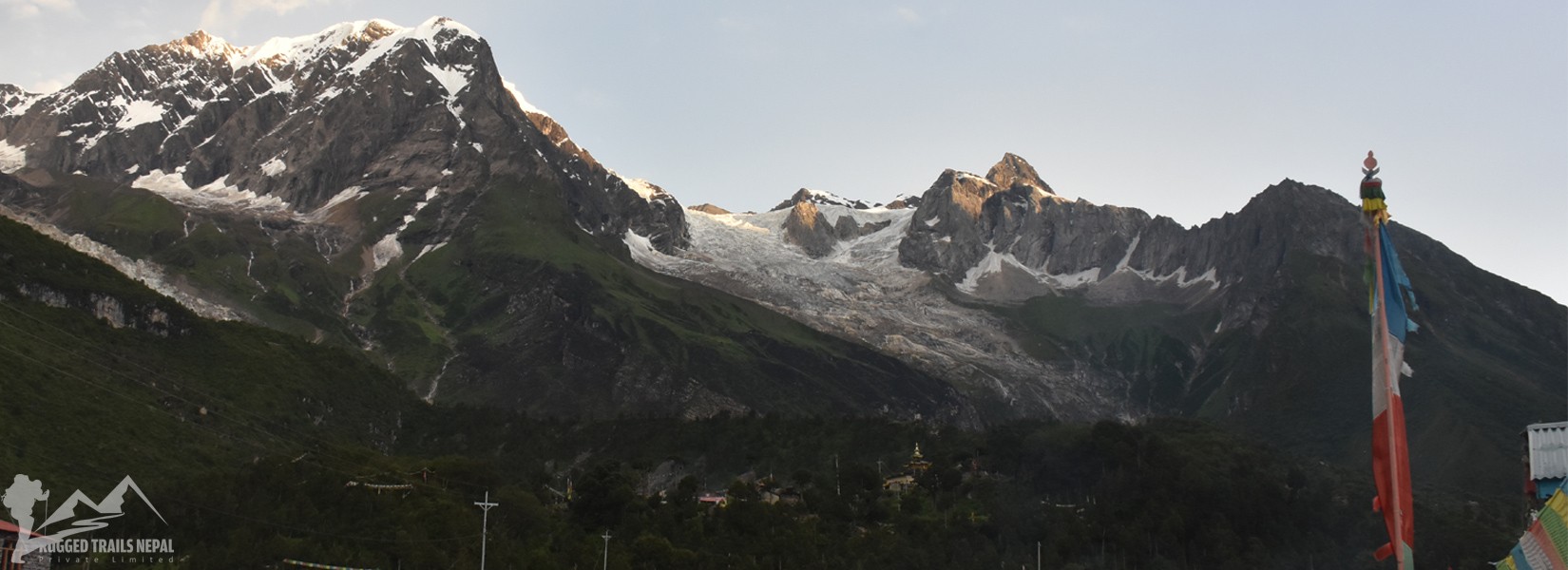 short manaslu circuit larke pass