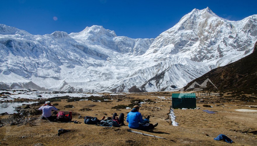 manaslu view from the Pungden Gompa