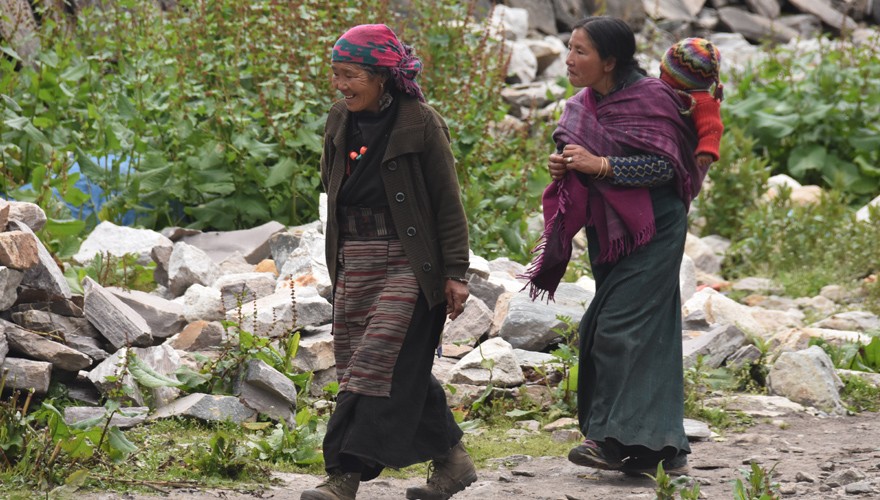 tsum valley trek nepal