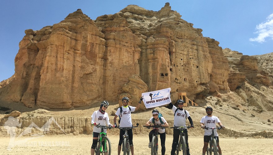 upper mustang mountain biking tour