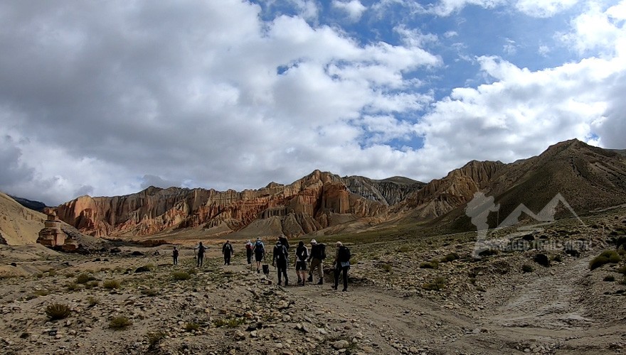 upper mustang yoga trek