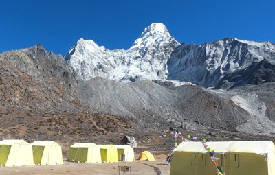 amadablam base camp trek everest