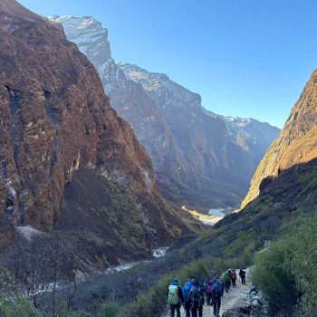 5 days annapurna base camp trek itinerary