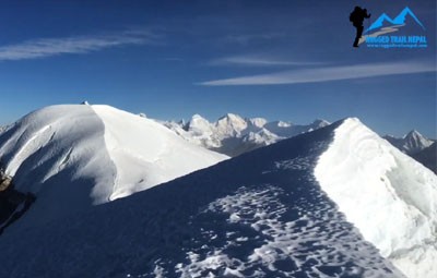 mera peak climbing