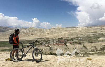 mountain biking in nepal mustang