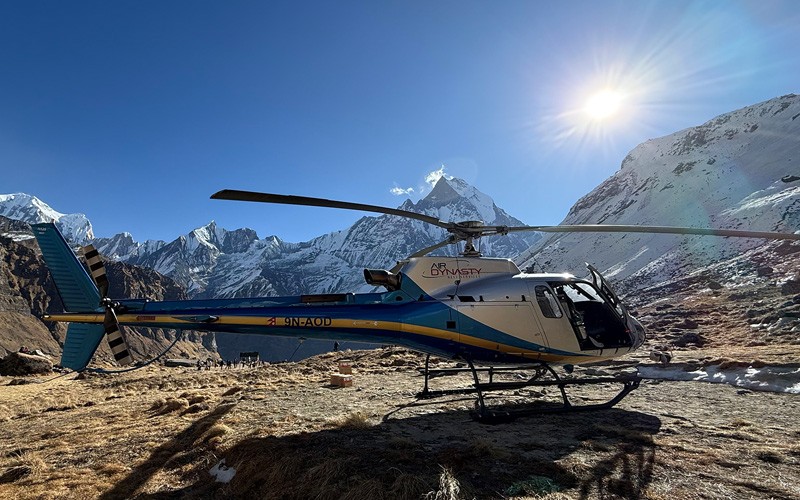 helicopter at annapurna base camp