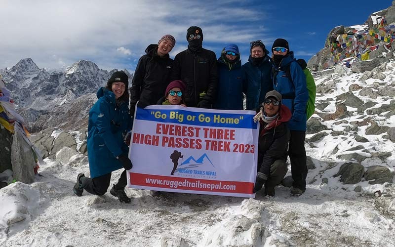 everest three high paases trek video